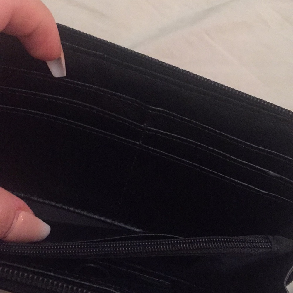 Wallet - Picture 3 of 4